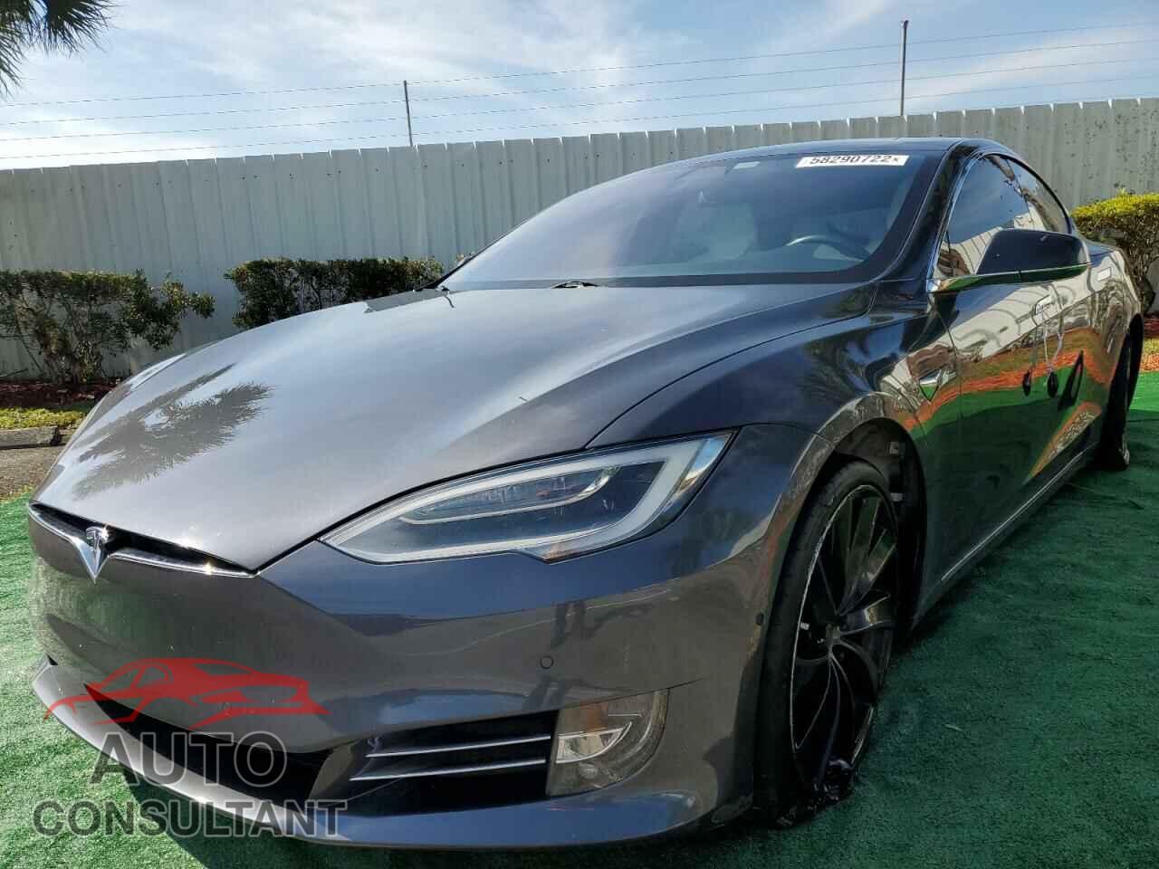 TESLA MODEL S 2017 - 5YJSA1E25HF194575