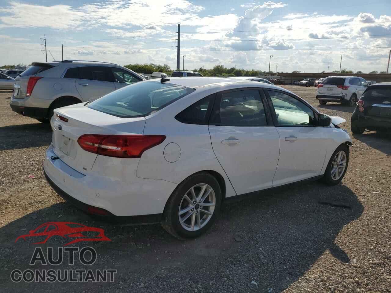 FORD FOCUS 2016 - 1FADP3F26GL400702