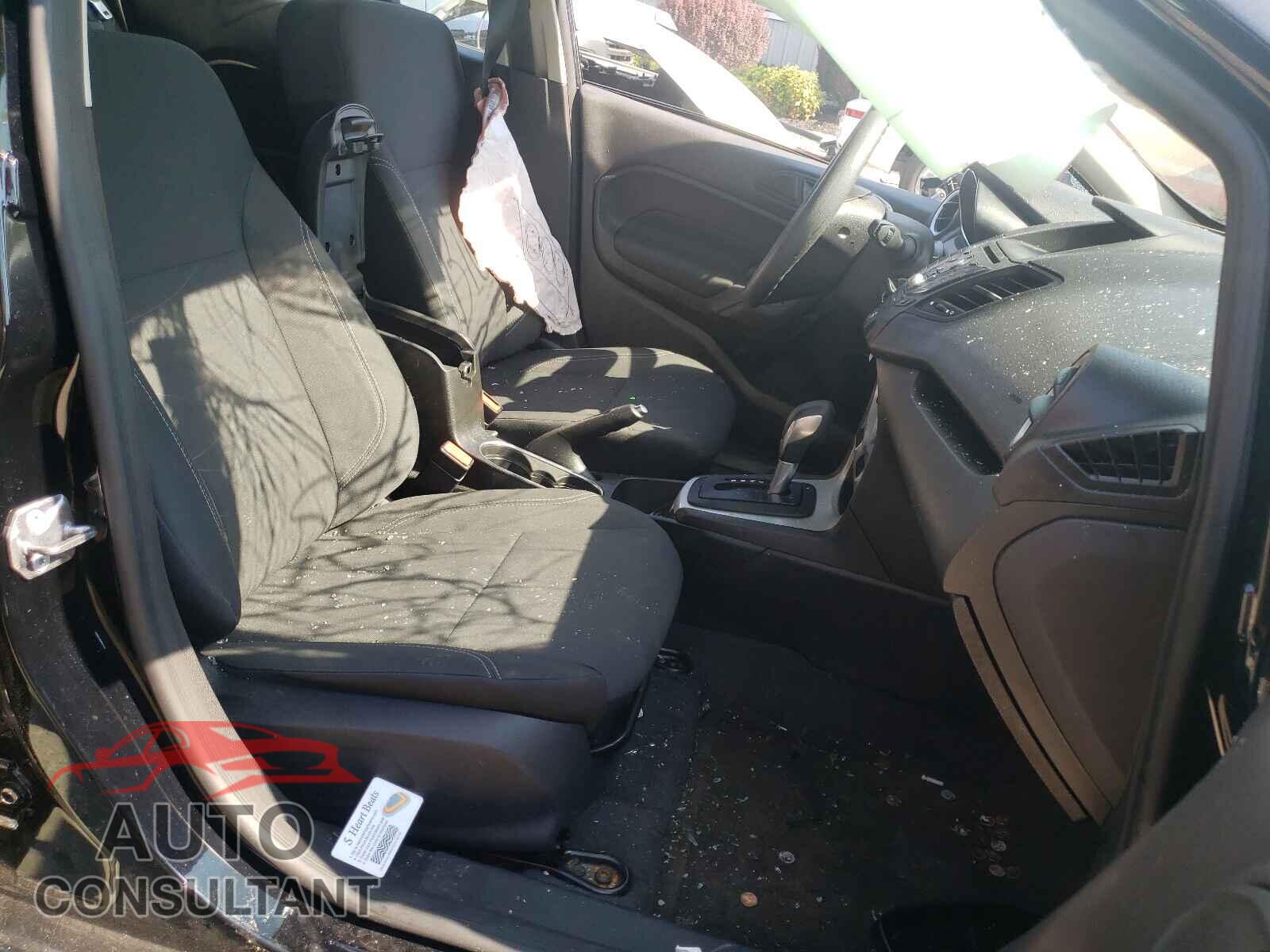 FORD FIESTA 2018 - 3FADP4EJ7JM129993