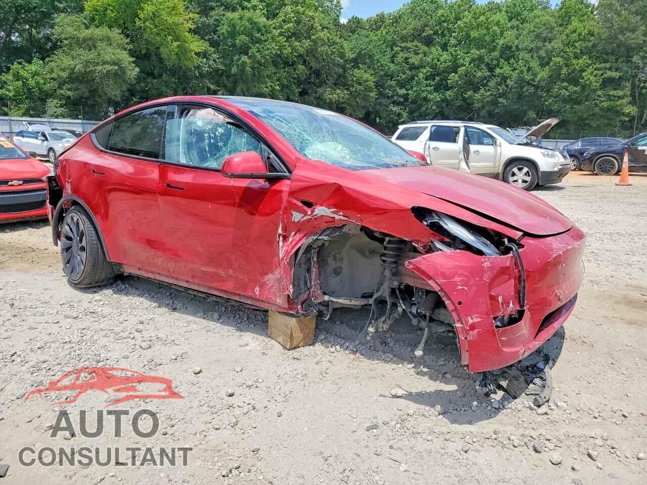 TESLA MODEL Y 2021 - 5YJYGDEFXMF305645