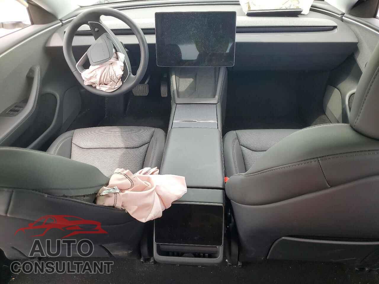 TESLA MODEL 3 2025 - 5YJ3E1EA9SF033623
