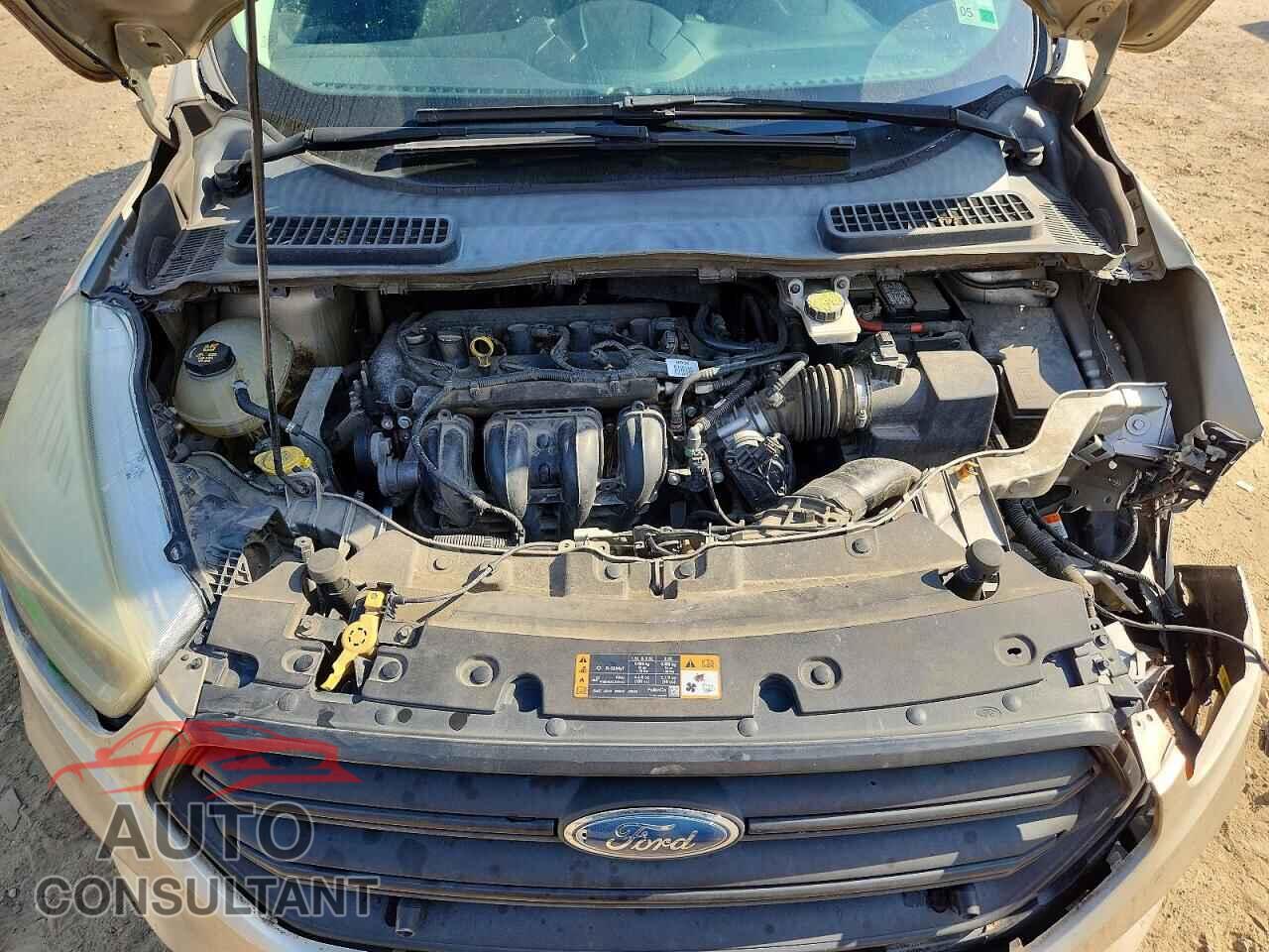 FORD ESCAPE 2017 - 1FMCU0F71HUC31429
