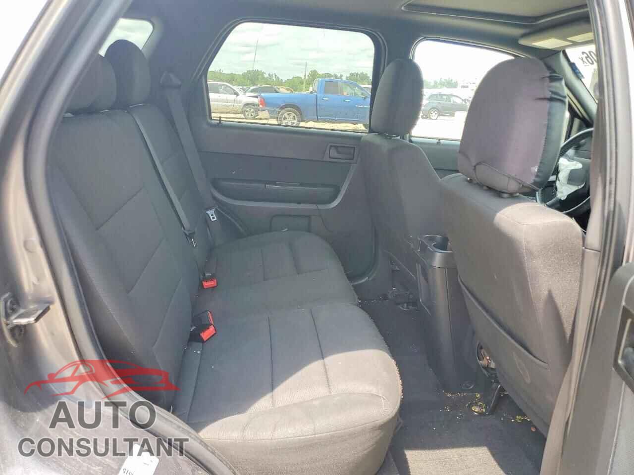 FORD ESCAPE 2011 - 1FMCU0D75BKB02664