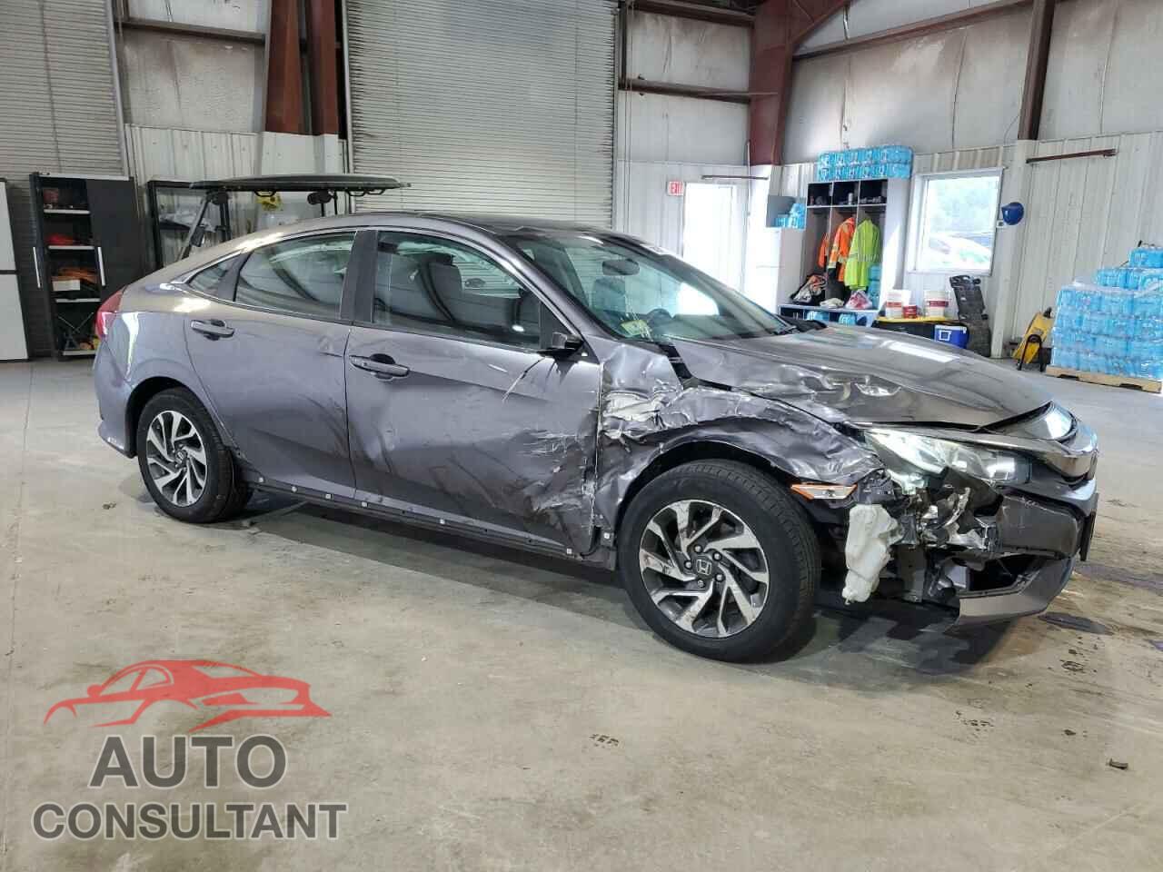 HONDA CIVIC 2018 - 19XFC2F76JE041565