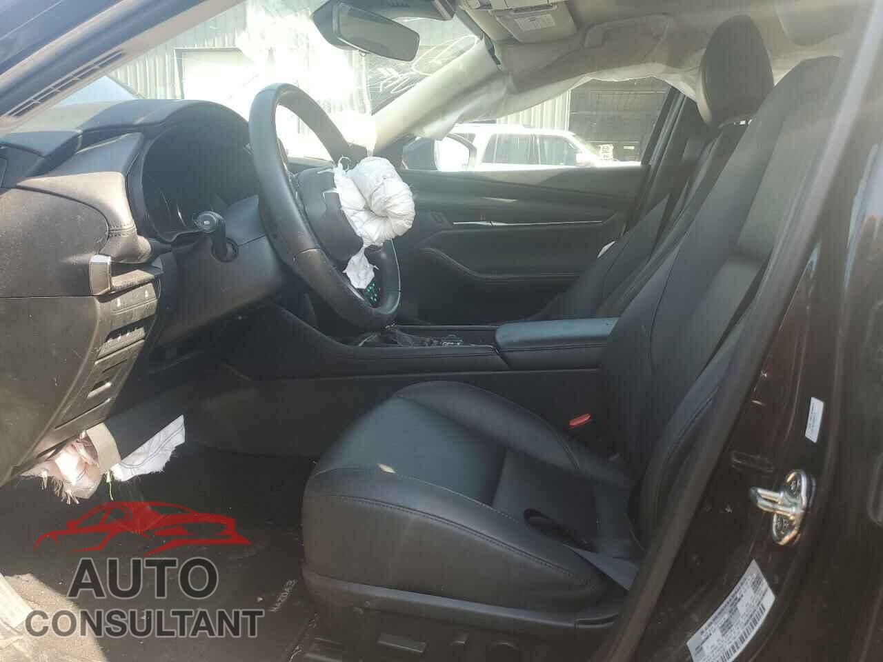 MAZDA 3 2023 - 3MZBPACM7PM370357
