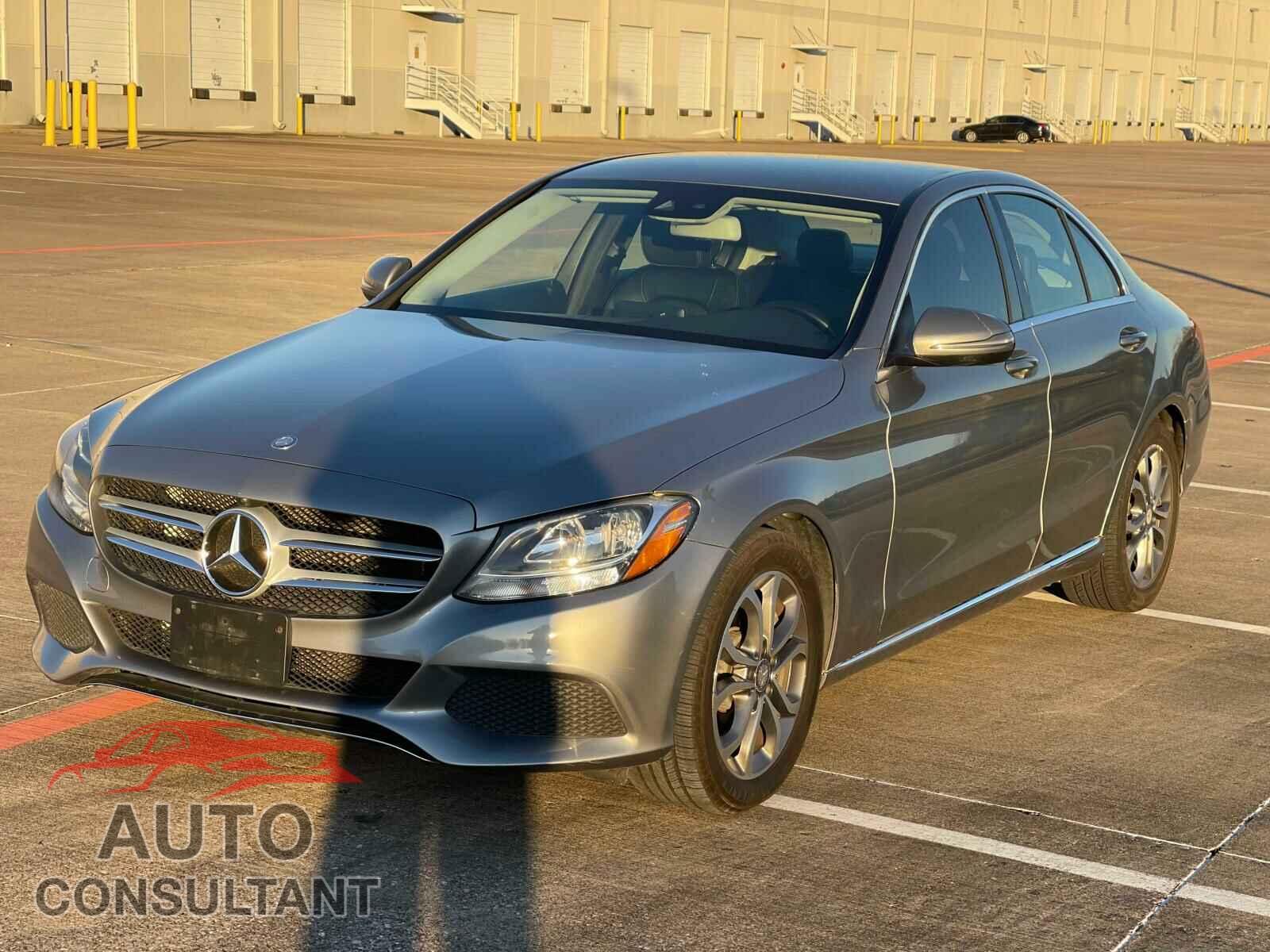 MERCEDES-BENZ C CLASS 2016 - 55SWF4JB1GU124708