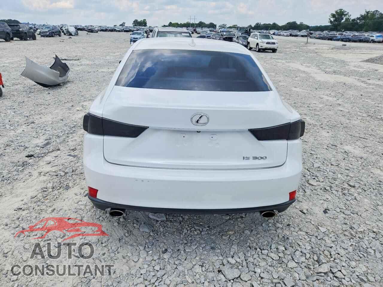 LEXUS IS 2016 - JTHBA1D22G5010404