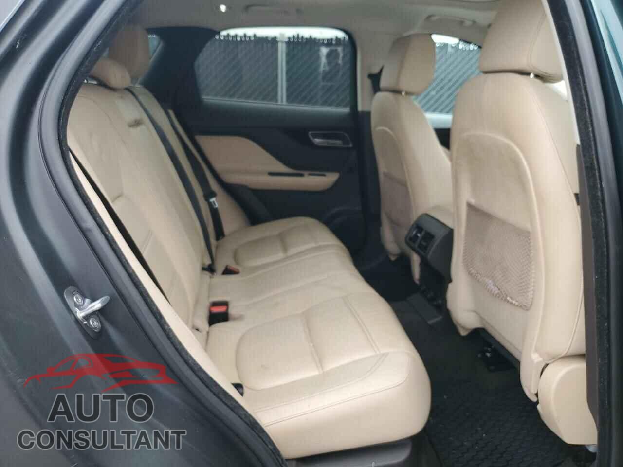 JAGUAR F-PACE 2017 - SADCK2BV2HA898655