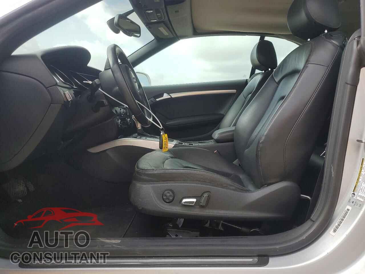 AUDI A5 2013 - WAULFAFH5DN014318