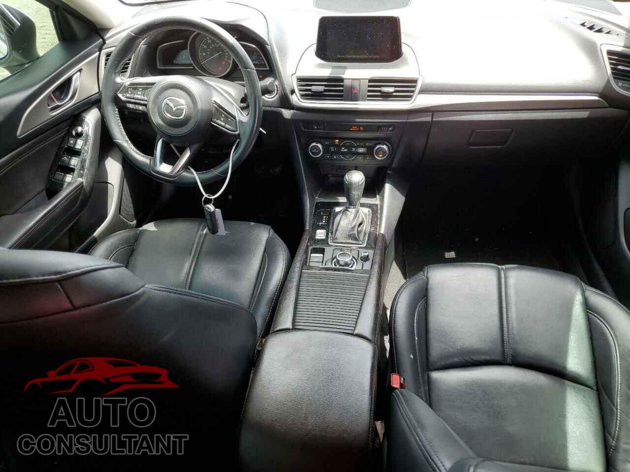 MAZDA 3 2017 - 3MZBN1V77HM118638