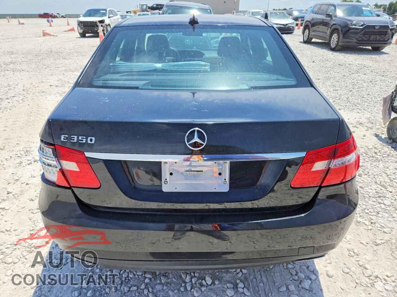 MERCEDES-BENZ E-CLASS 2012 - WDDHF5KB3CA567207