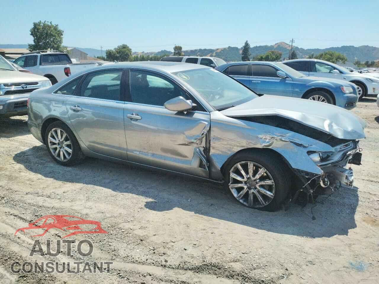 AUDI A6 2013 - WAUDFAFC4DN145524