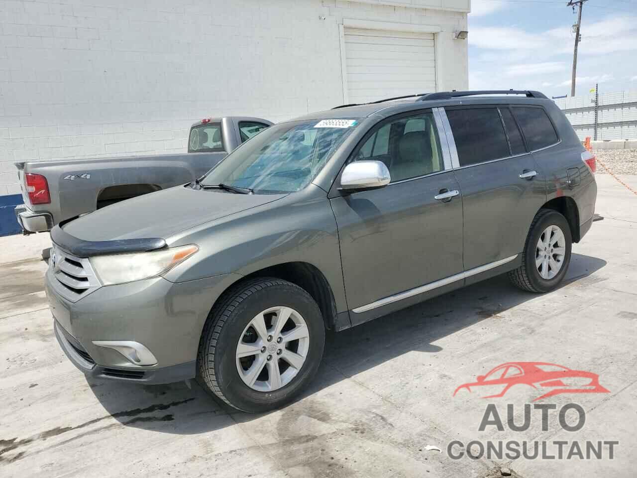 TOYOTA HIGHLANDER 2011 - 5TDBK3EH7BS050588
