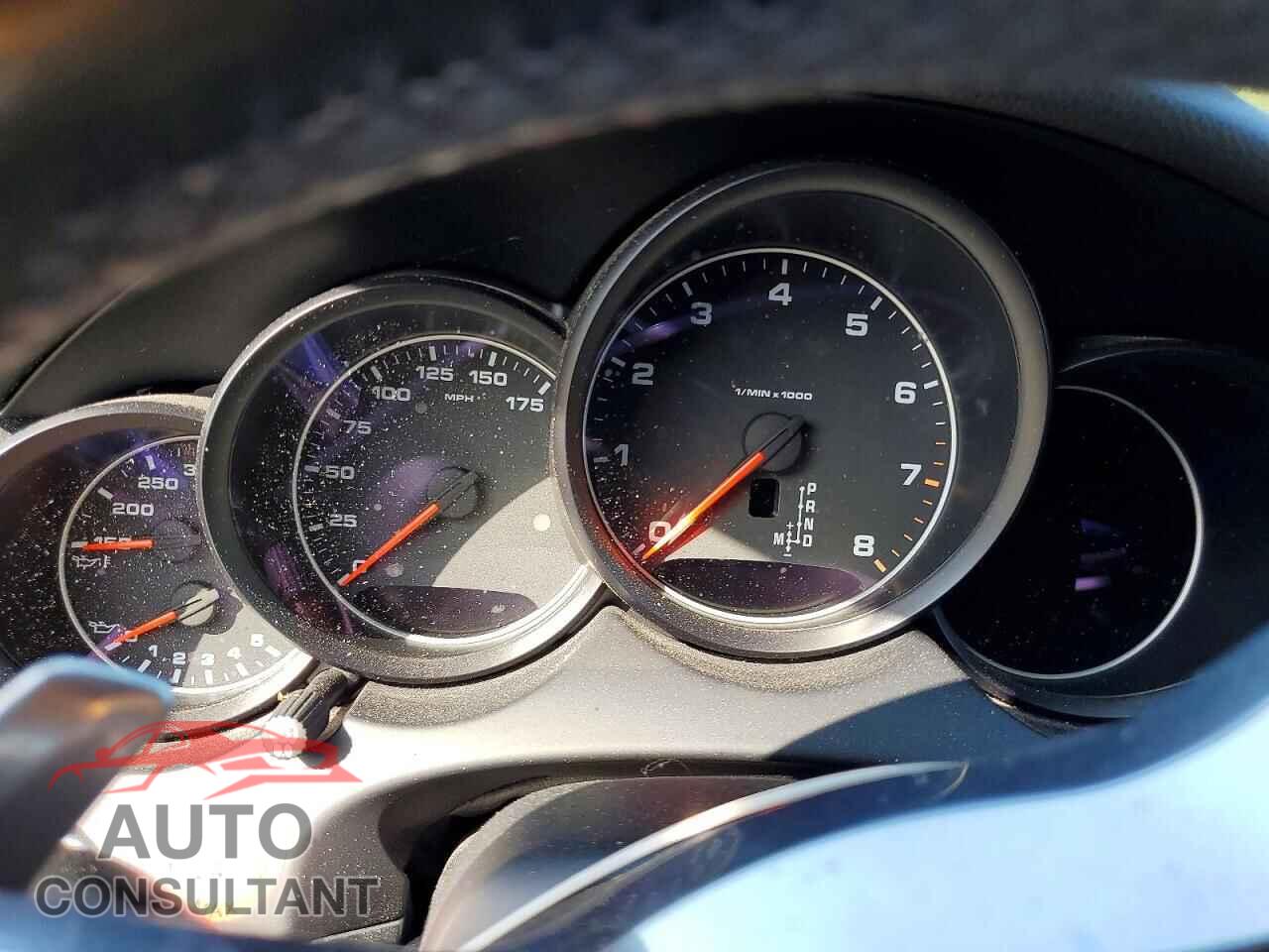 PORSCHE CAYENNE 2016 - WP1AA2A23GLA04564