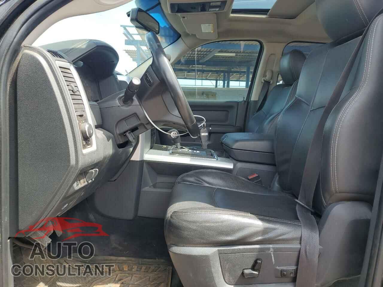 DODGE RAM 1500 2012 - 1C6RD7MT7CS132097