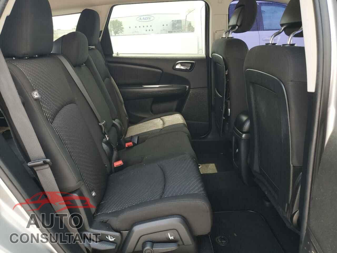 DODGE JOURNEY 2017 - 3C4PDCBB4HT507825
