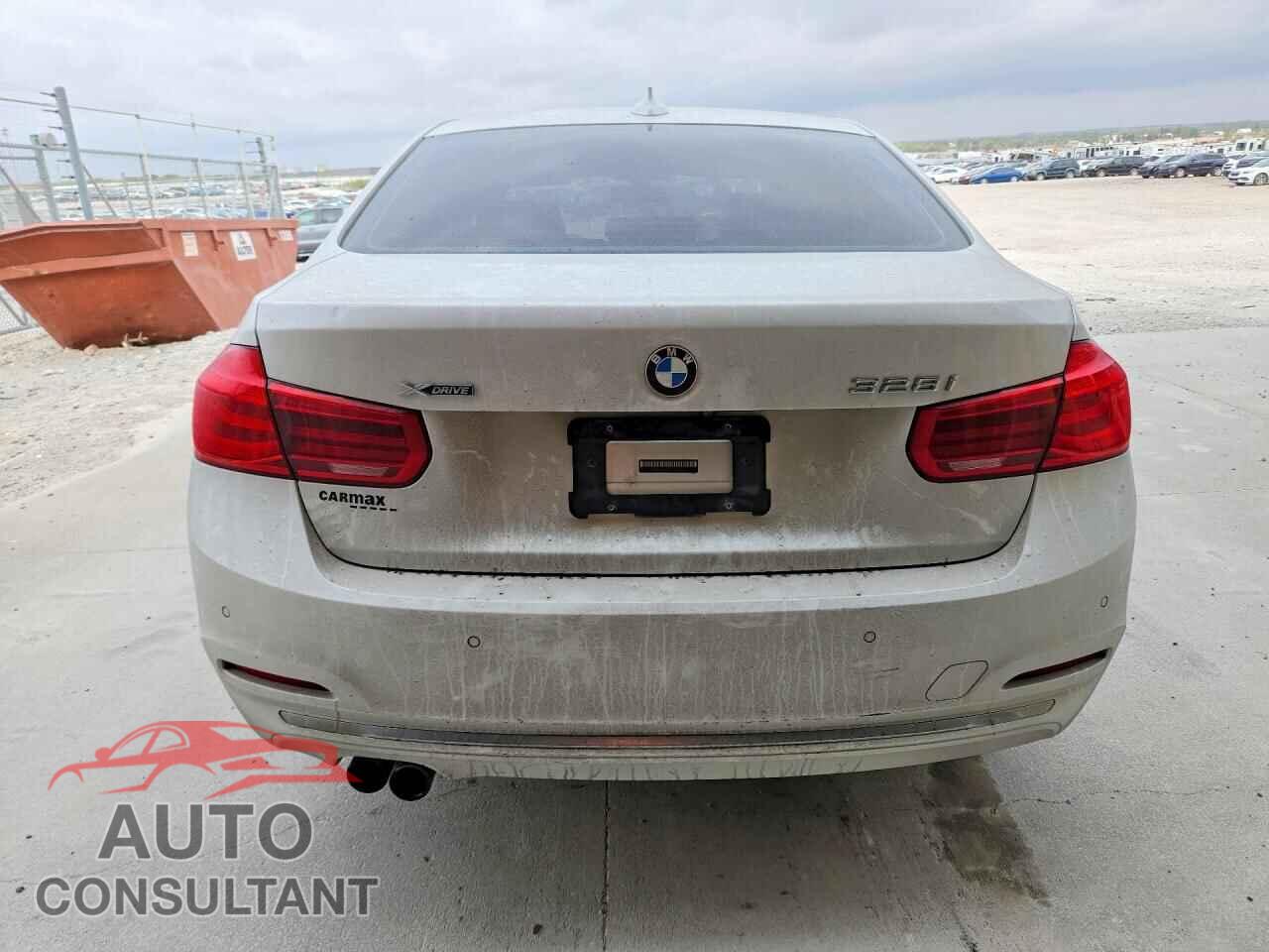 BMW 3 SERIES 2016 - WBA8E3G52GNU00269