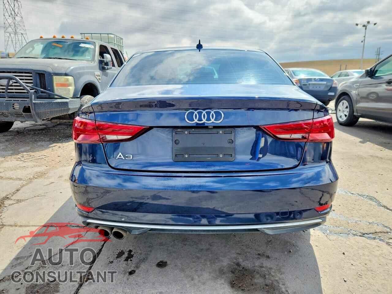 AUDI A3 2018 - WAUAUGFF2J1023351