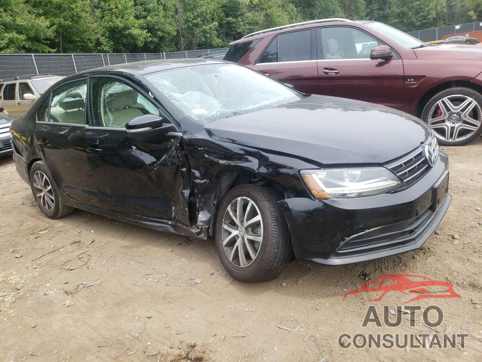VOLKSWAGEN JETTA 2018 - 3VWDB7AJ9JM256712