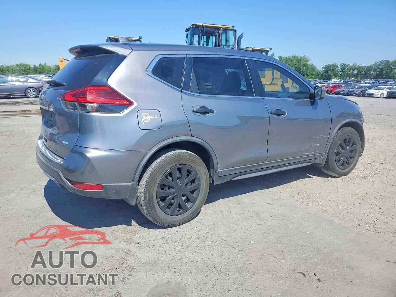 NISSAN ROGUE 2017 - KNMAT2MV3HP529510