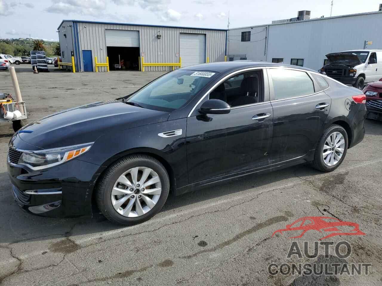KIA OPTIMA 2018 - 5XXGT4L39JG266264