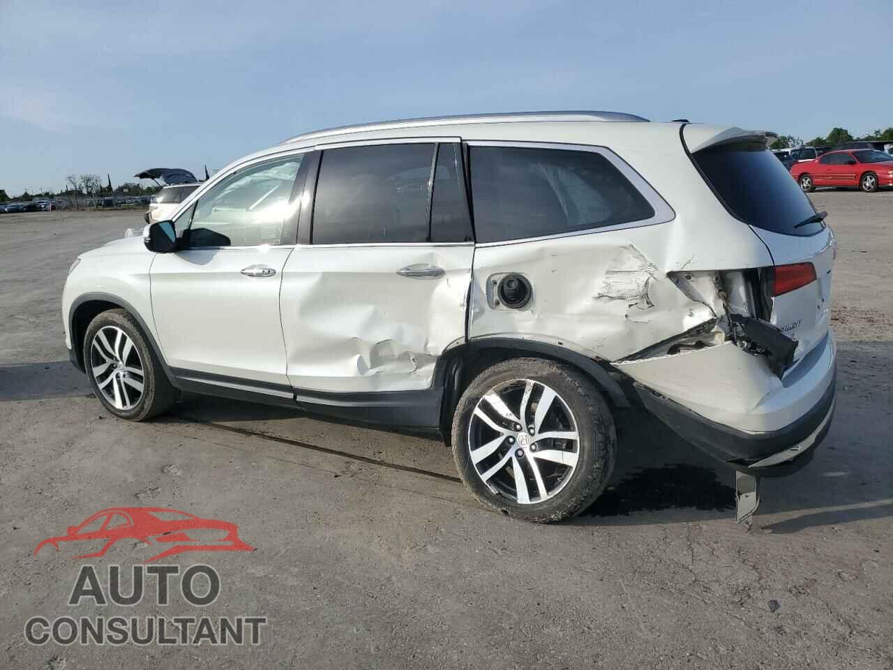 HONDA PILOT 2017 - 5FNYF6H08HB072506