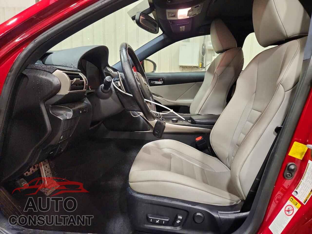 LEXUS IS 2015 - JTHCF1D28F5018124