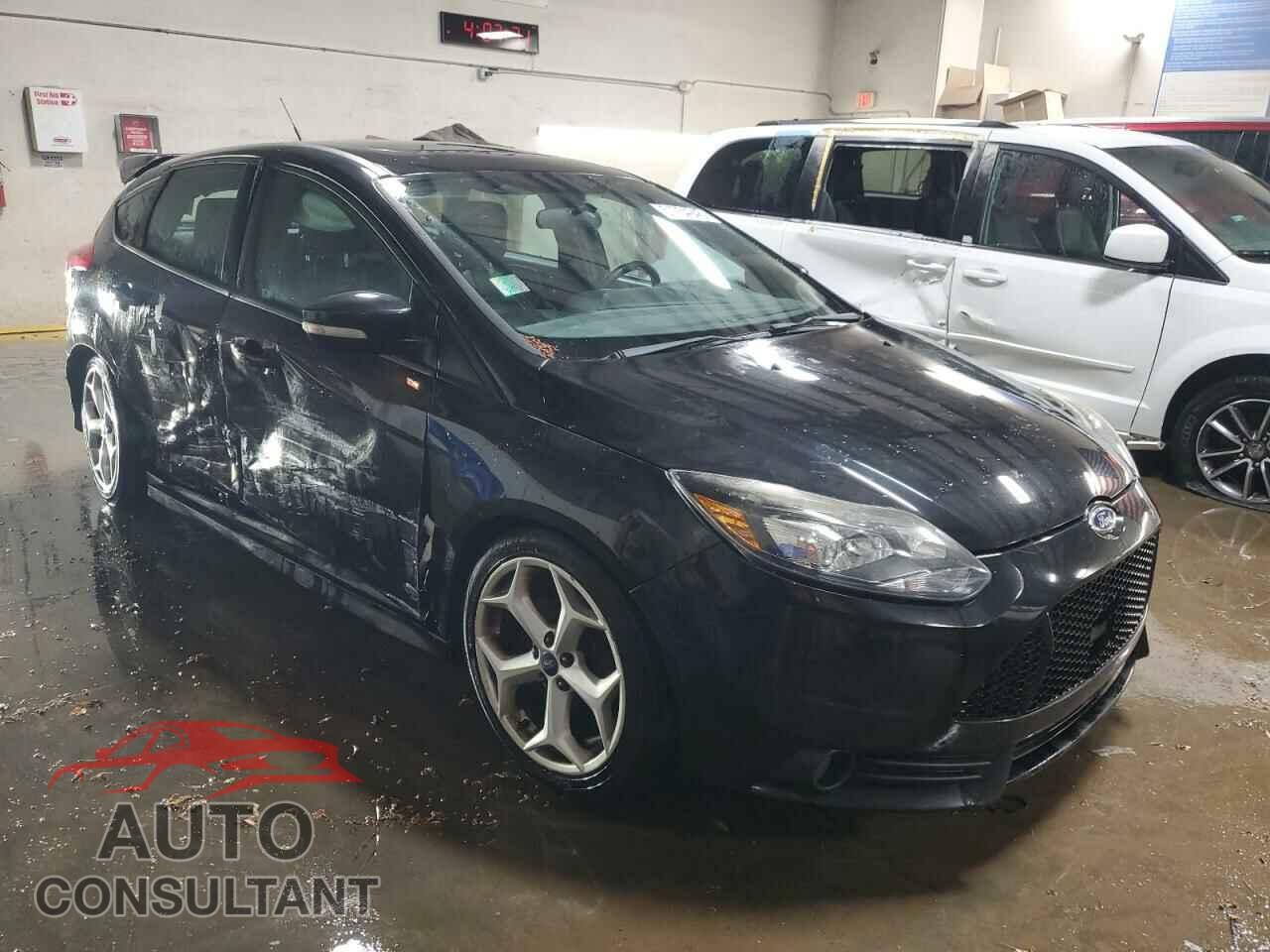 FORD FOCUS 2013 - 1FADP3L96DL379900