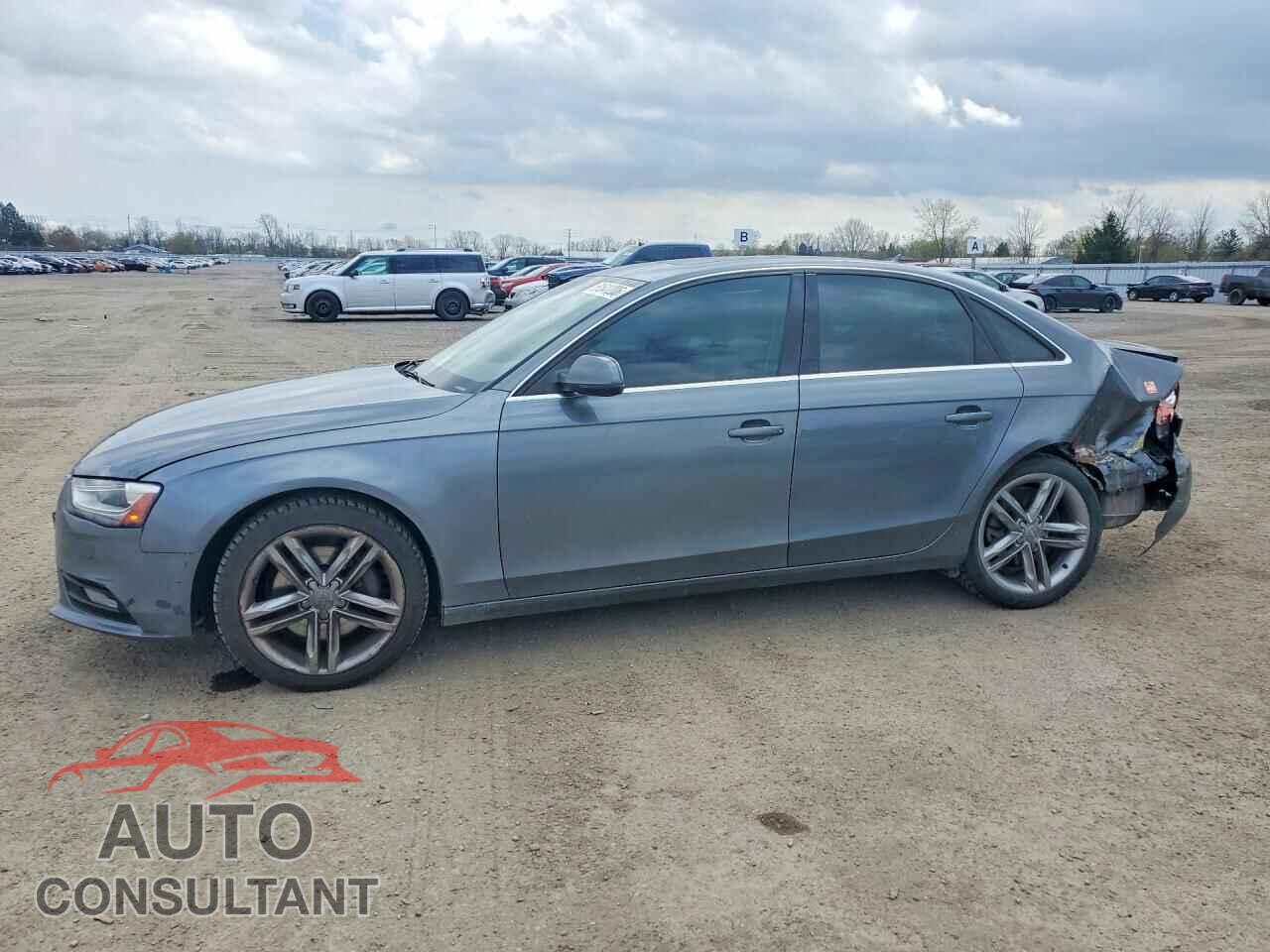 AUDI A4 2013 - WAUFFCFL5DN044240