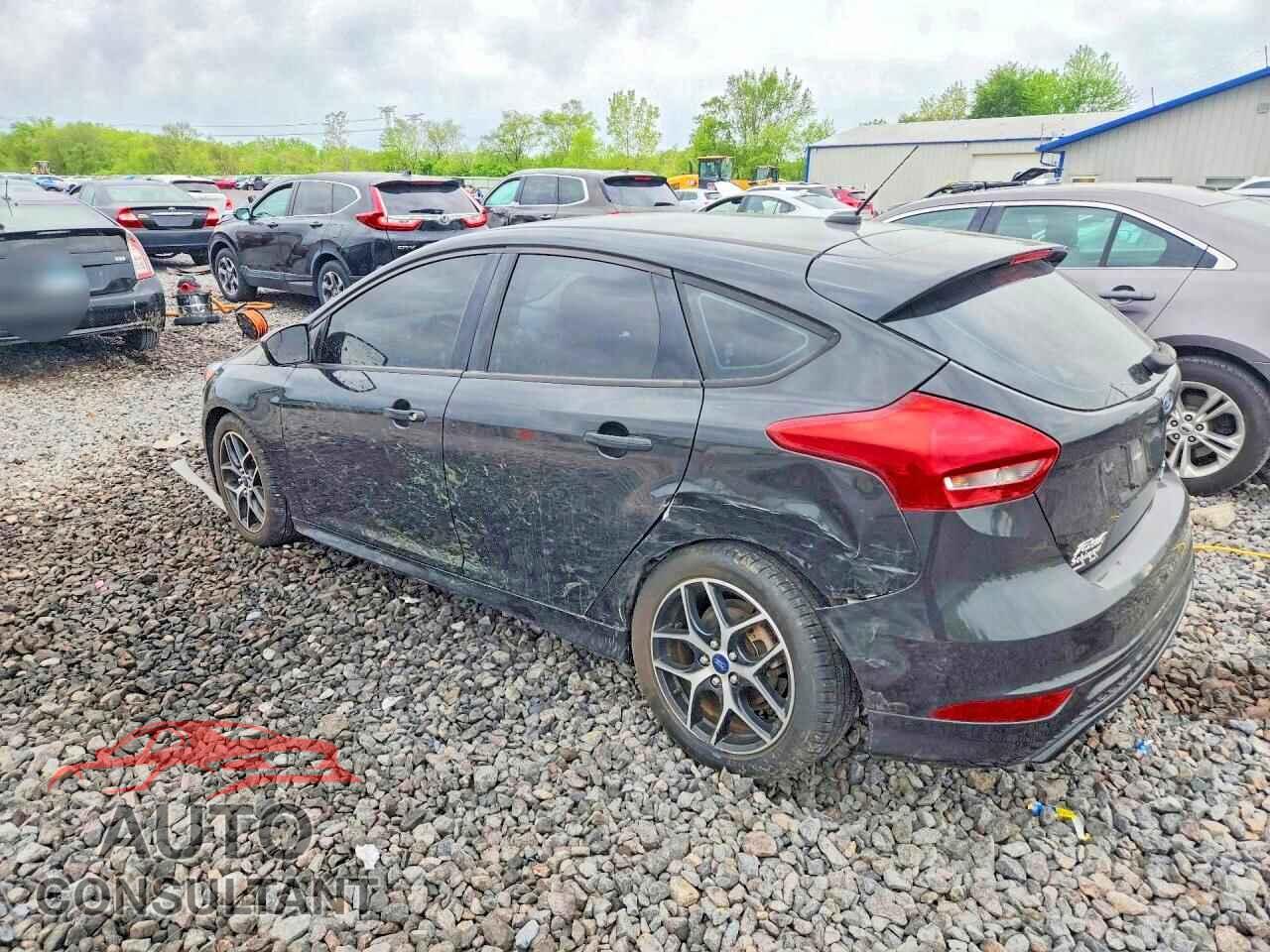FORD FOCUS 2015 - 1FADP3K23FL346473