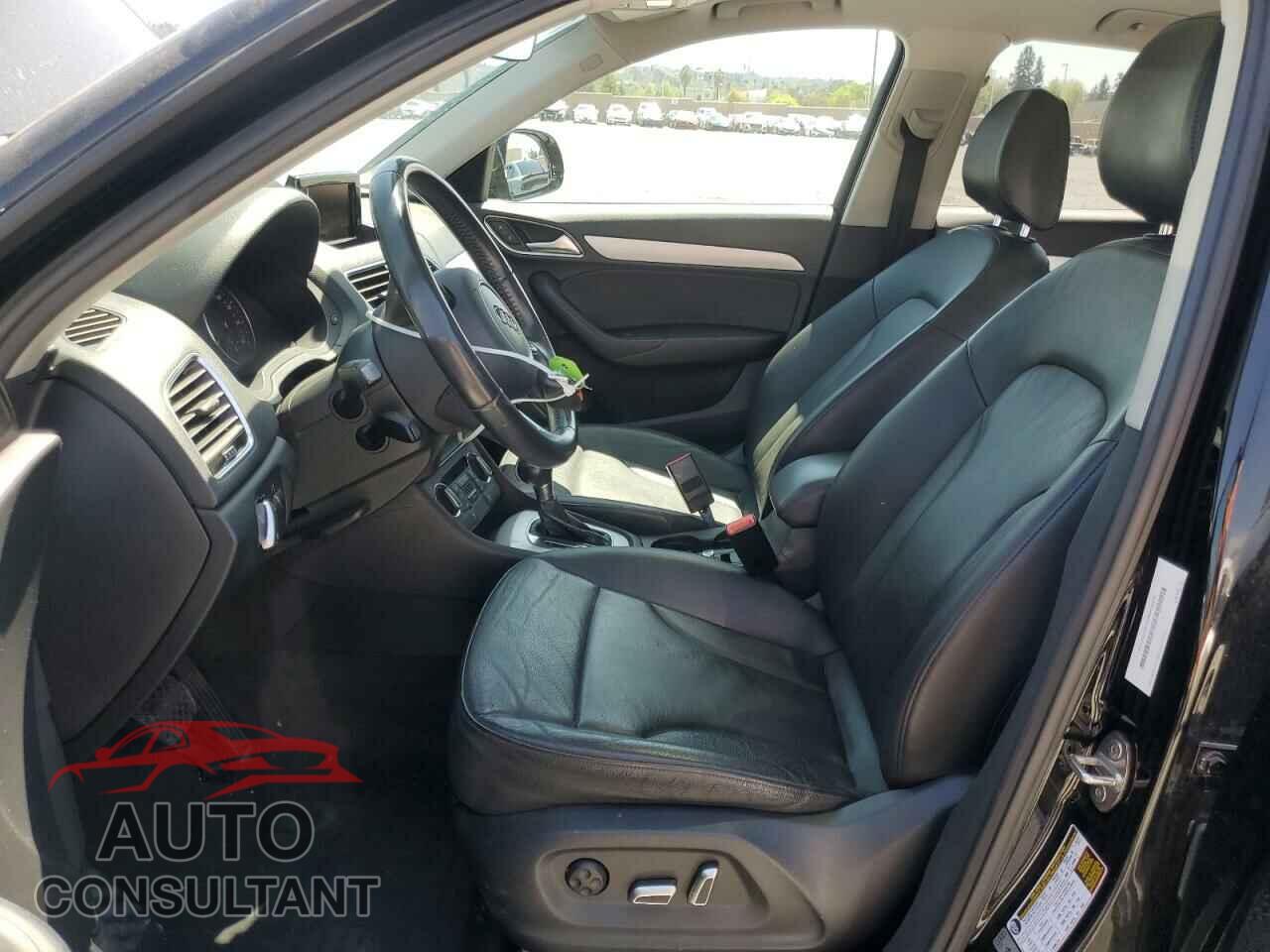 AUDI Q3 2017 - WA1BCCFS0HR016565