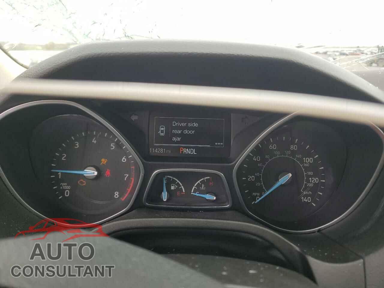 FORD FOCUS 2015 - 1FADP3F21FL329696
