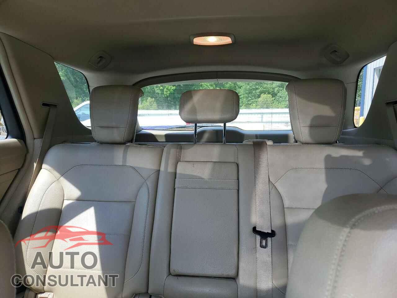 MERCEDES-BENZ M-CLASS 2012 - 4JGDA5HB4CA001065