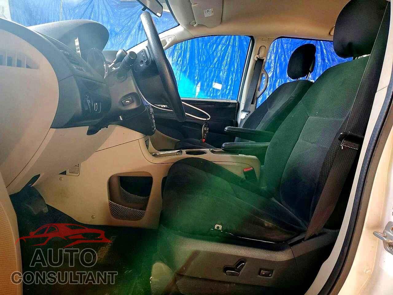 DODGE CARAVAN 2012 - 2C4RDGCG8CR396623