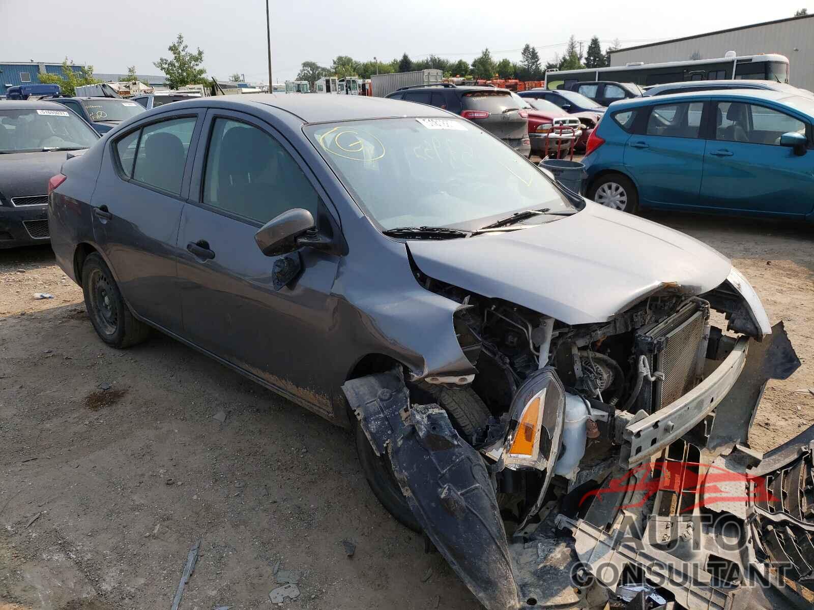 NISSAN VERSA 2018 - 3N1CN7AP2JL874764