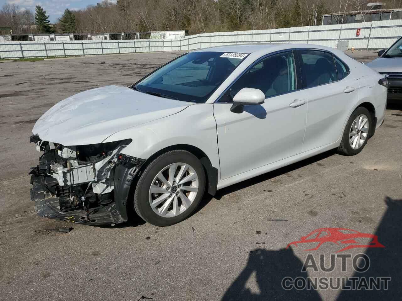 TOYOTA CAMRY 2022 - 4T1C11AK4NU047043
