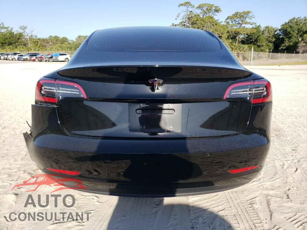 TESLA MODEL 3 2018 - 5YJ3E1EA7JF095259