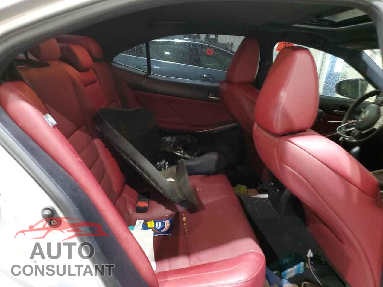 LEXUS IS 2018 - JTHBA1D24J5072152
