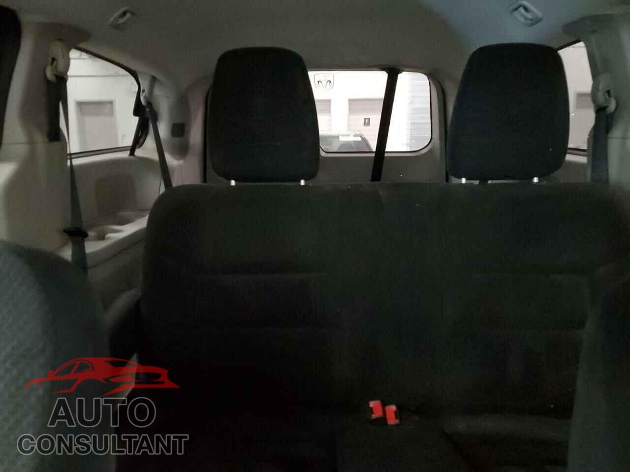 DODGE CARAVAN 2014 - 2C4RDGBG3ER242521