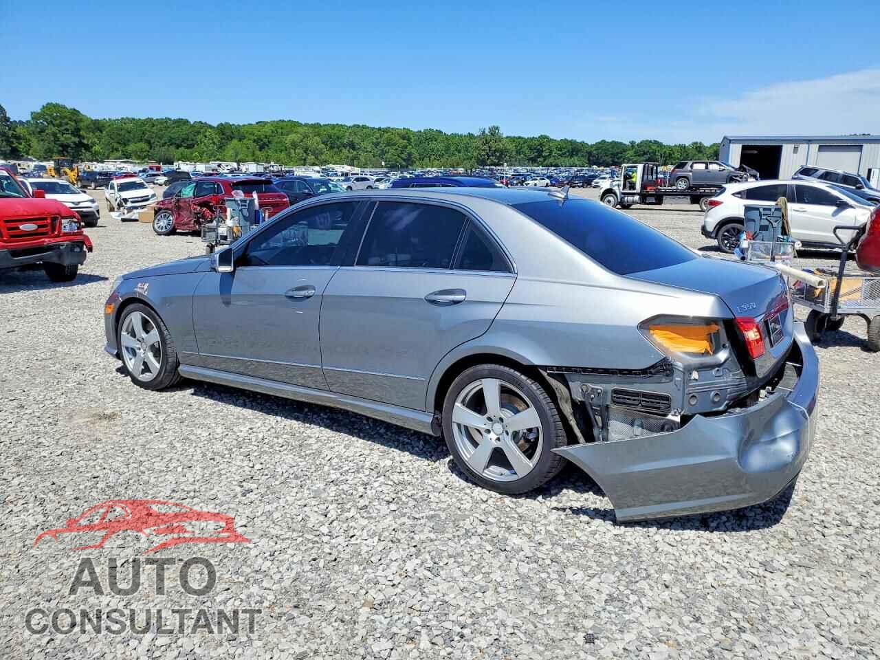 MERCEDES-BENZ E-CLASS 2011 - WDDHF5GB5BA377979