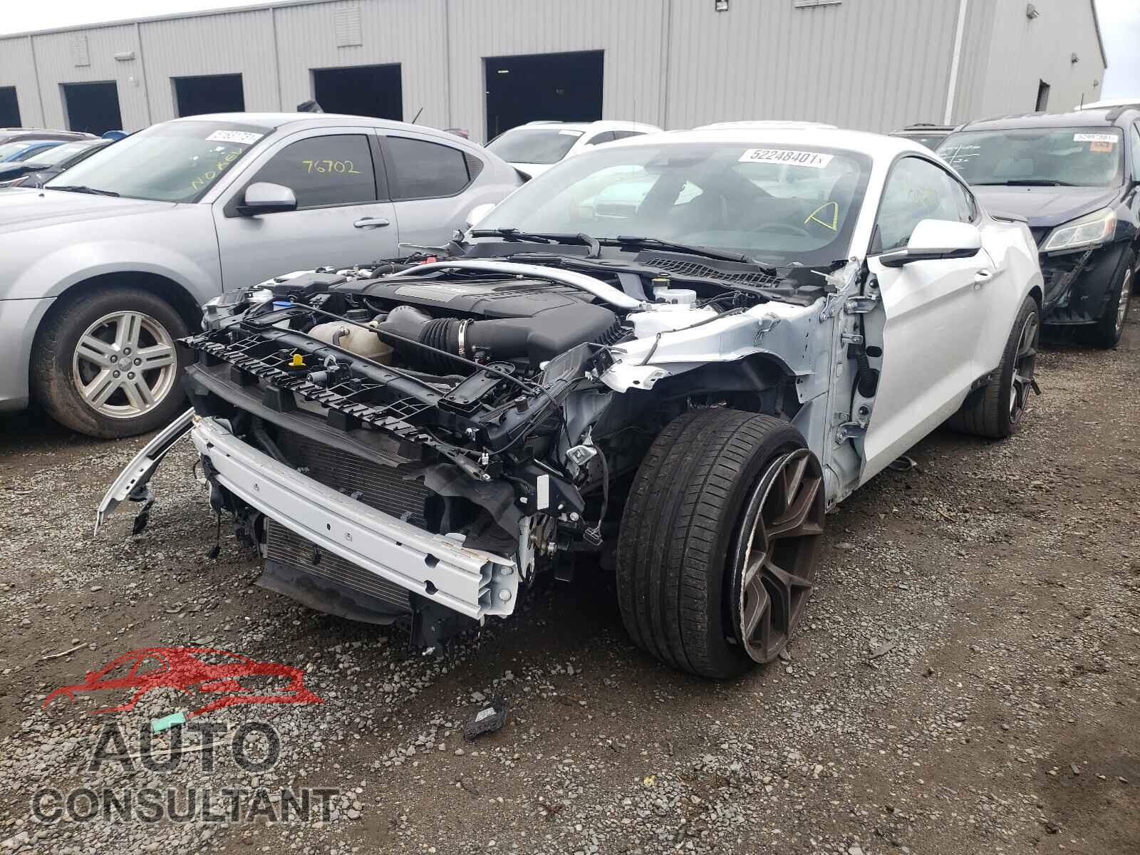 FORD MUSTANG 2020 - 1FA6P8CF9L5114760