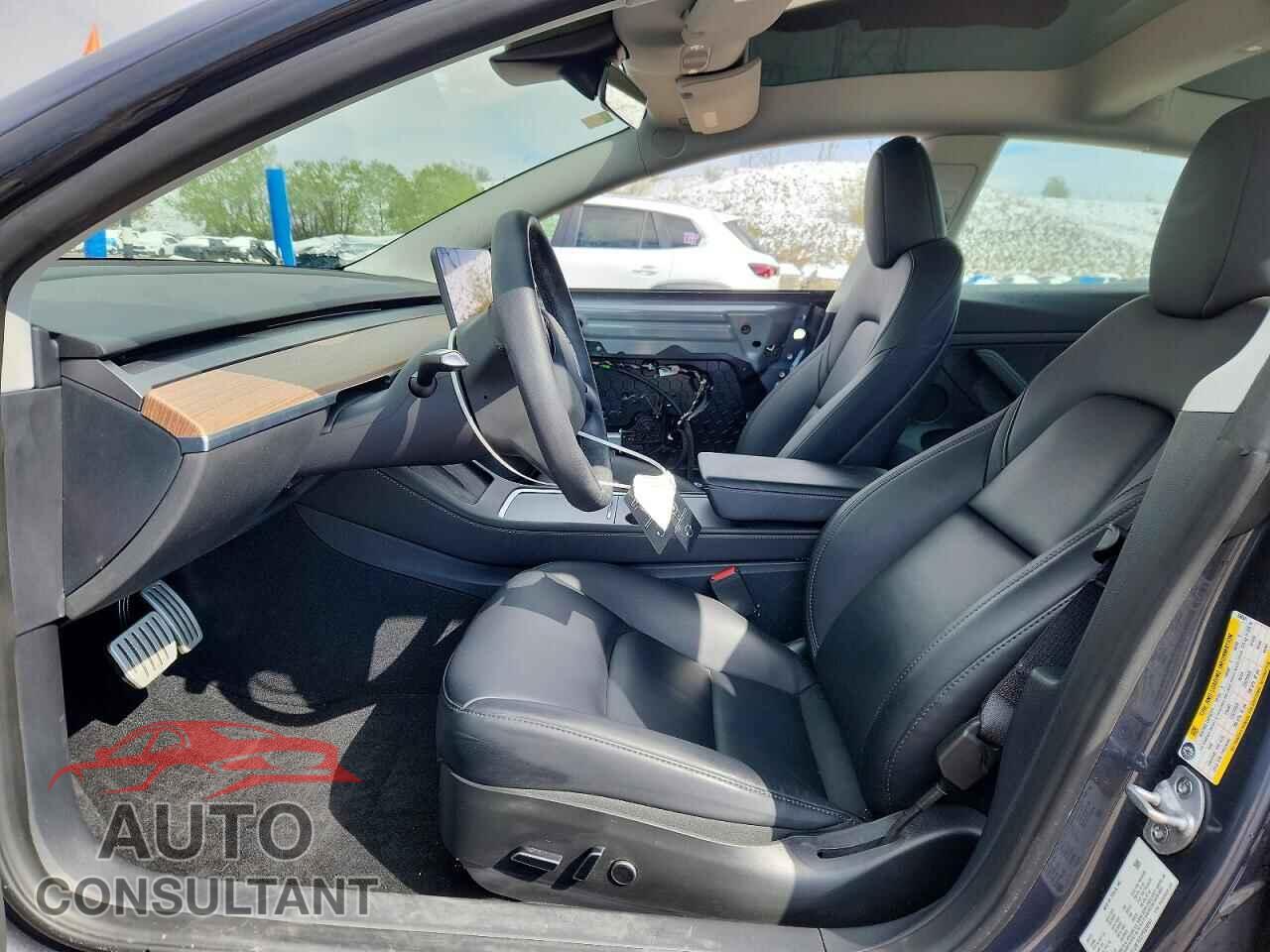 TESLA MODEL 3 2023 - 5YJ3E1EC2PF636941