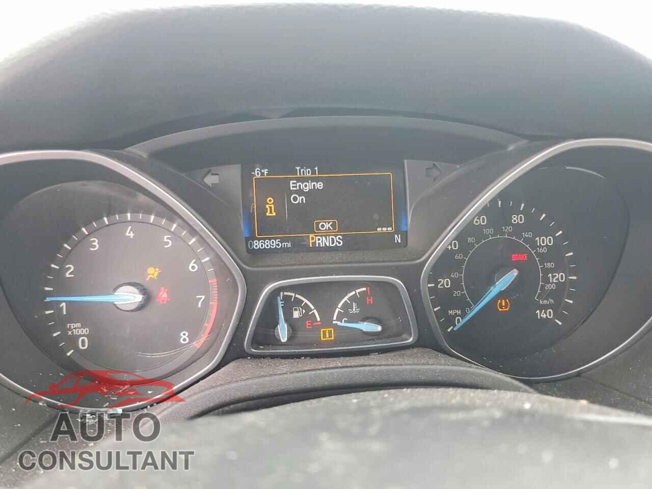 FORD FOCUS 2016 - 1FADP3N26GL295385