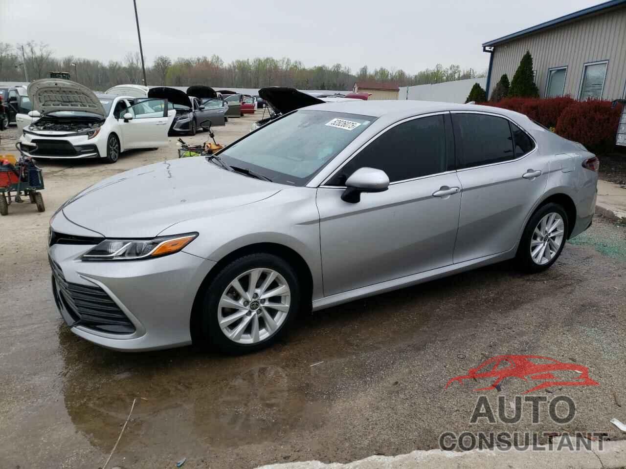 TOYOTA CAMRY 2021 - 4T1C11AK4MU593193