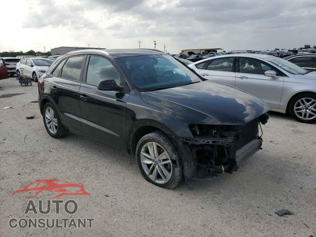 AUDI Q3 2017 - WA1BCCFS3HR016737