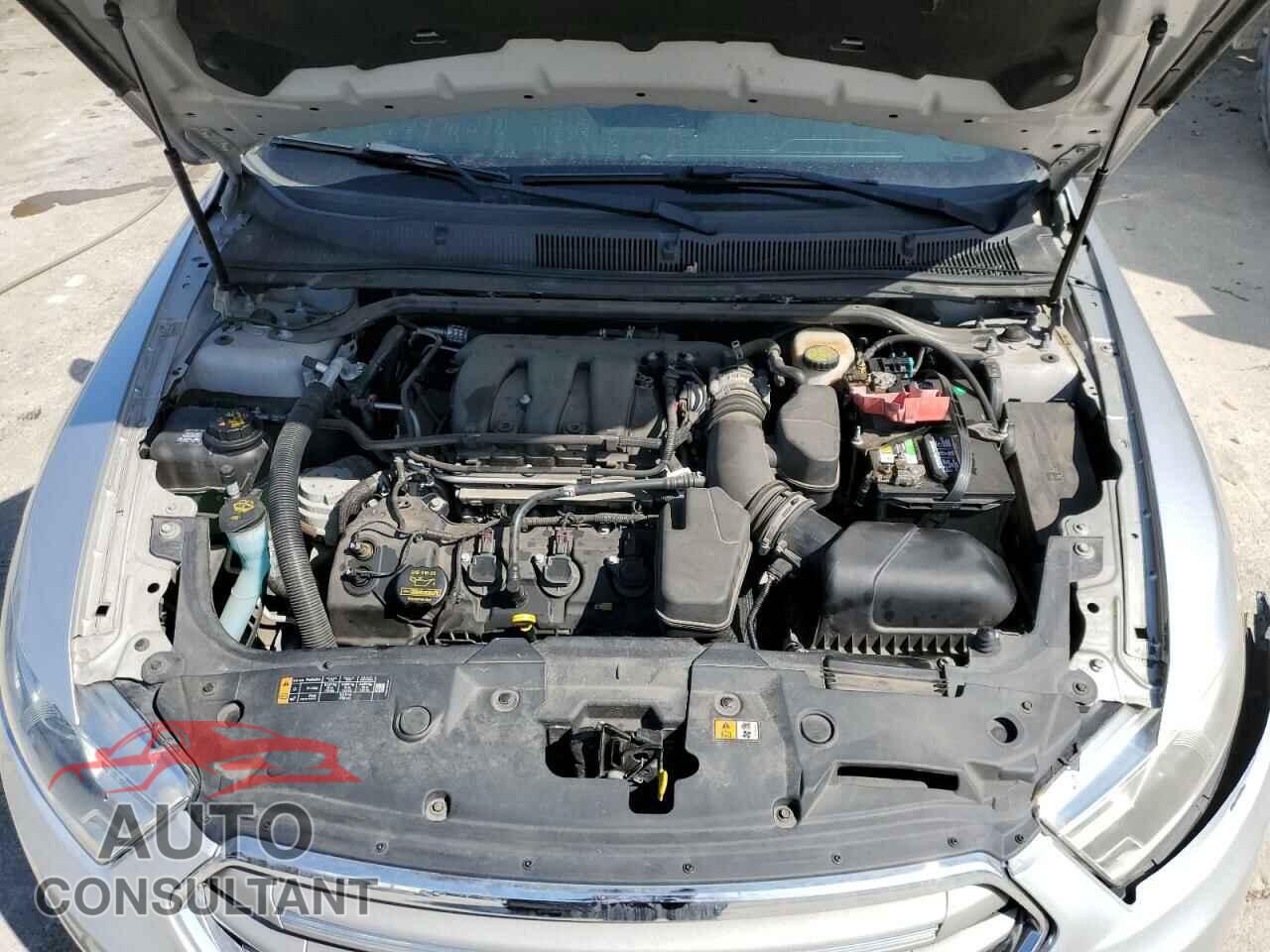FORD TAURUS 2013 - 1FAHP2E83DG166492