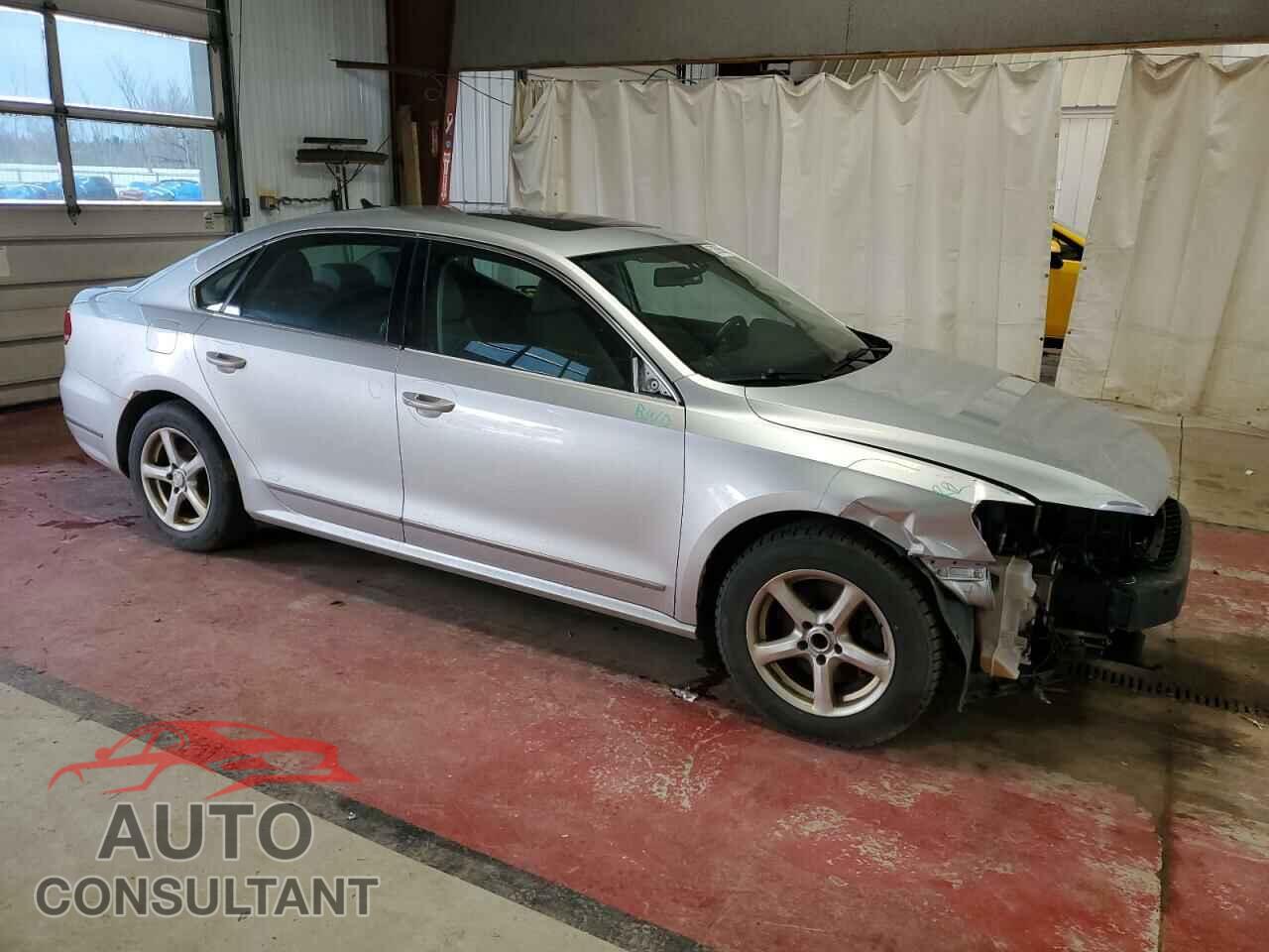 VOLKSWAGEN PASSAT 2015 - 1VWBV7A31FC044220