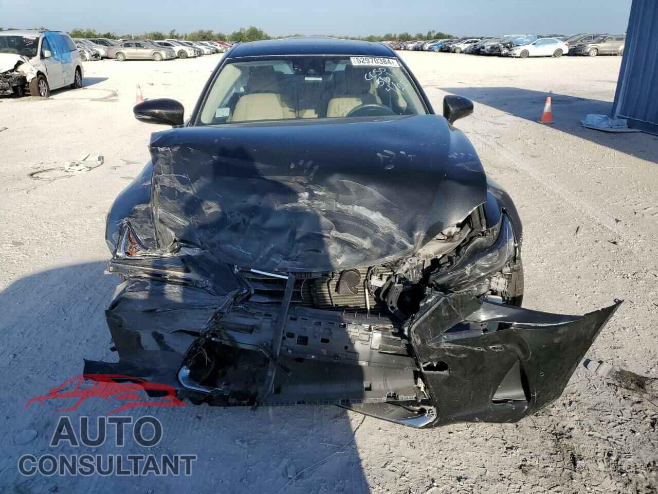 LEXUS IS 2018 - JTHBA1D29J5075497