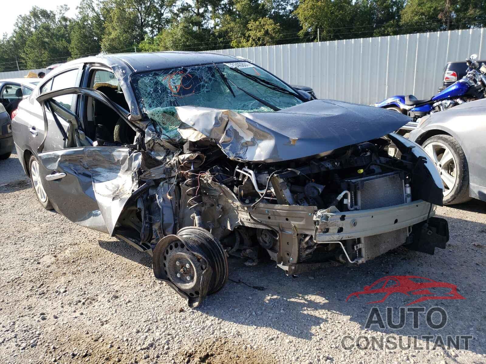 NISSAN VERSA 2019 - 3N1CN7AP9KL881468
