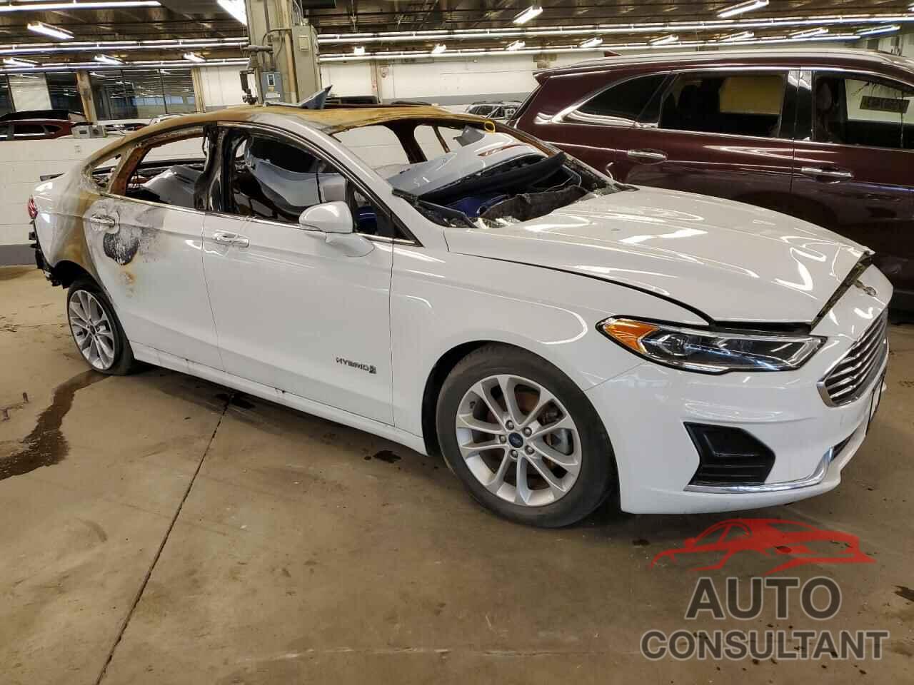 FORD FUSION 2019 - 3FA6P0MU1KR131353